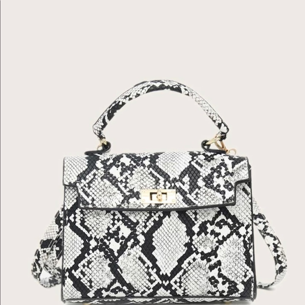 BRAND NEW Snakeskin Flap Satchel Bag